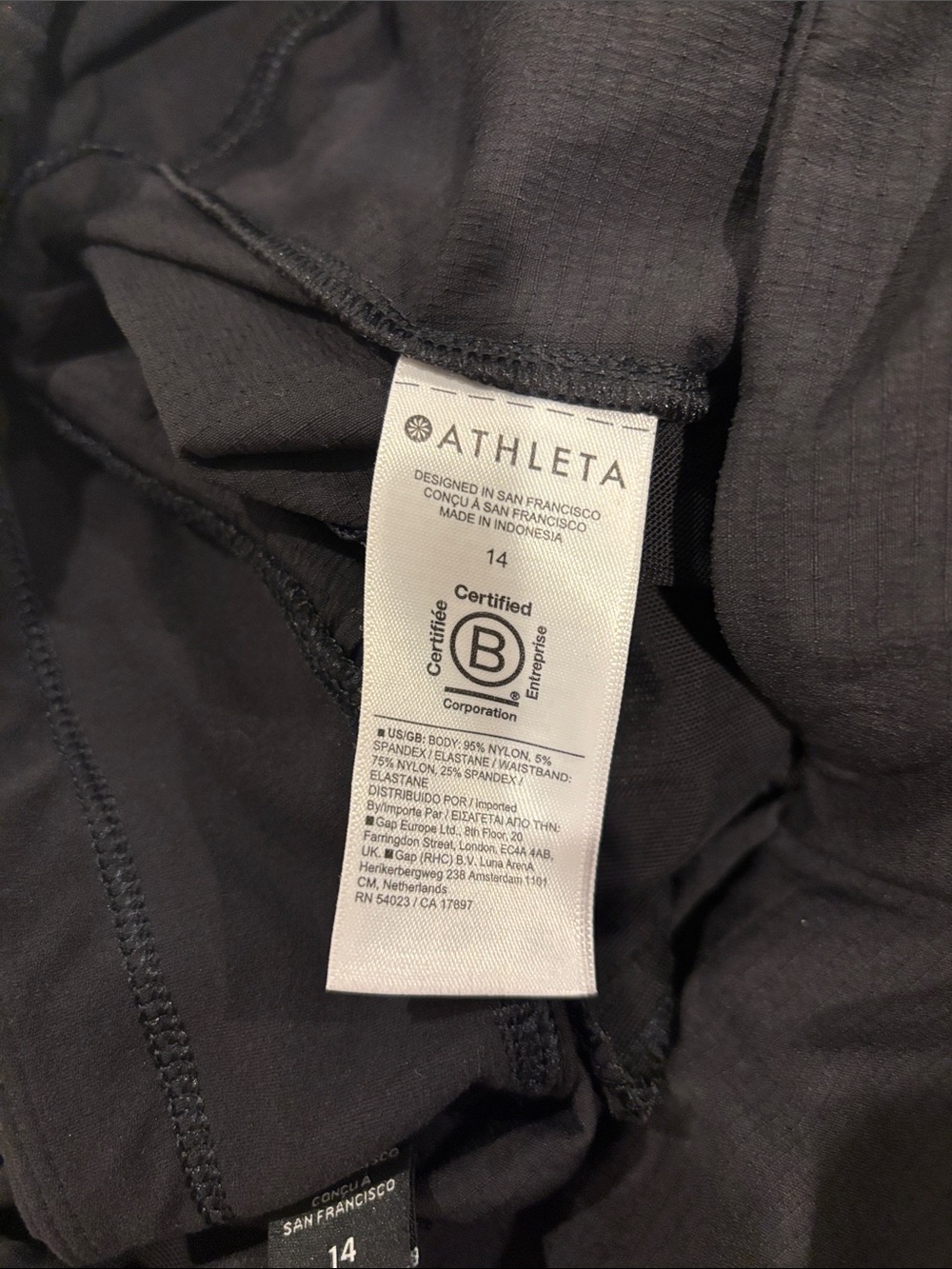 Athleta Women’s Shorts with Zipper Pockets 14 - Picture 5 of 5